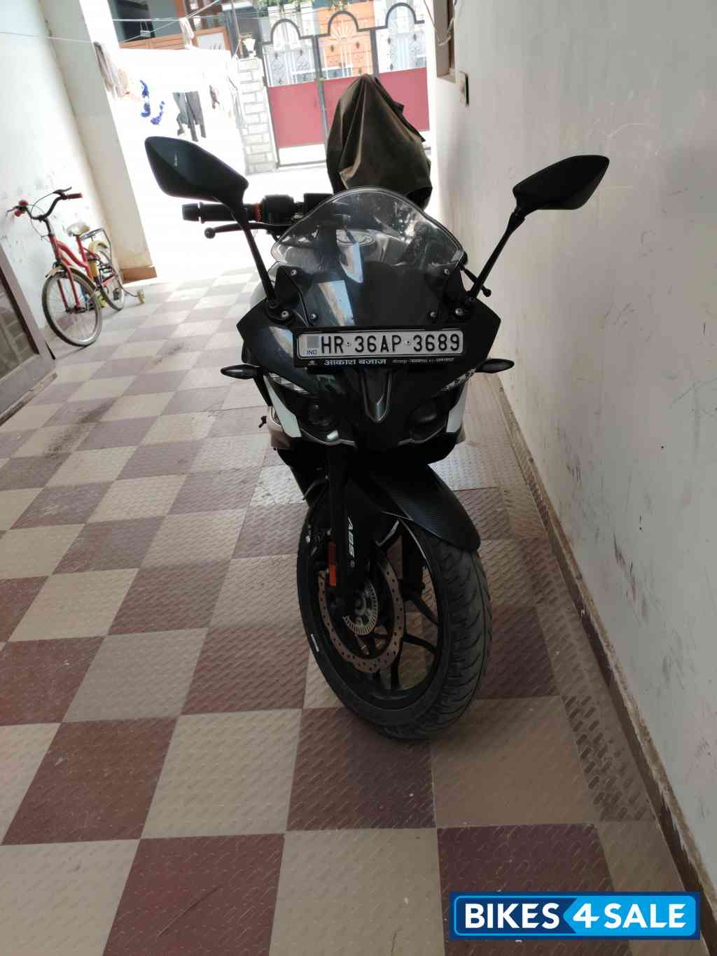 Gloss Pewter Grey Bajaj Pulsar RS 200 BS6
