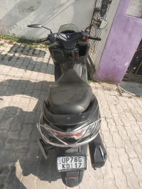 Black Suzuki Burgman Street BS6