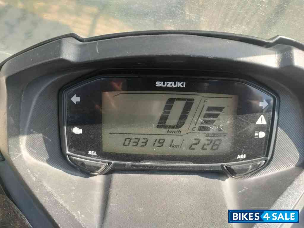 Black Suzuki Burgman Street BS6