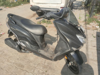 Black Suzuki Burgman Street BS6