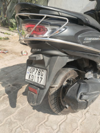 Black Suzuki Burgman Street BS6