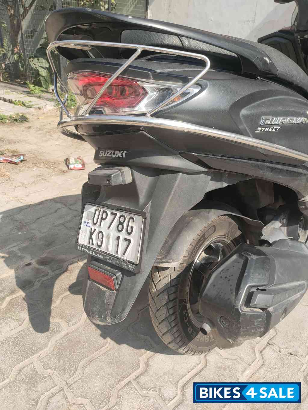 Black Suzuki Burgman Street BS6