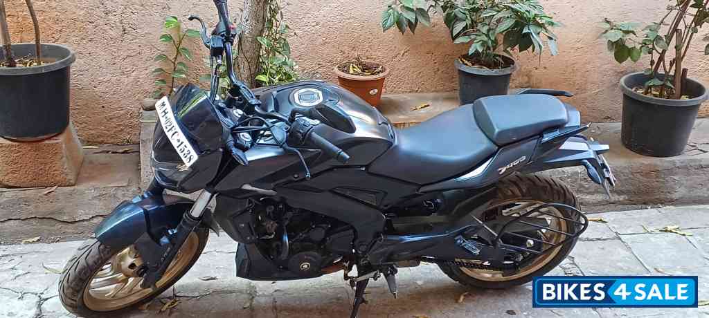 Bajaj Dominar 400