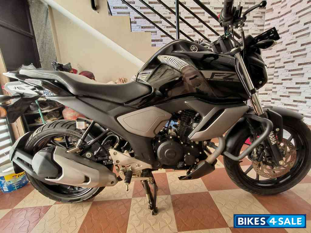 Yamaha FZ FI V3 BS6