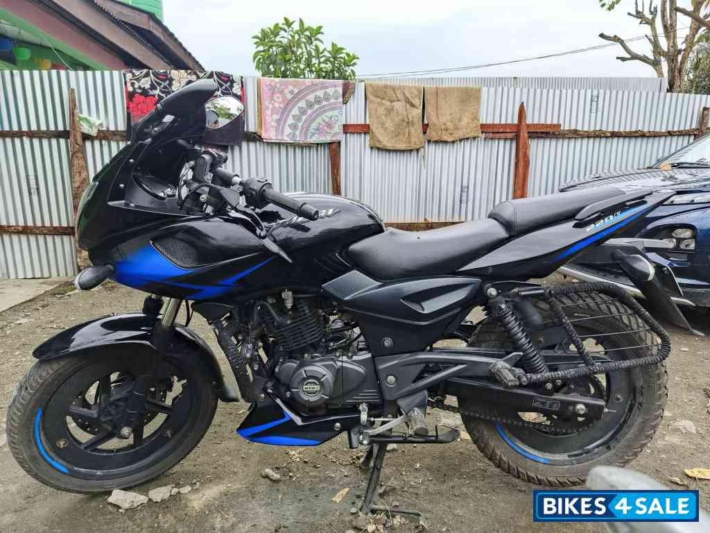 Black With Blue Bajaj Pulsar 220F BS6