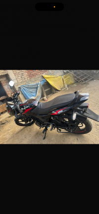 Bajaj Pulsar 125