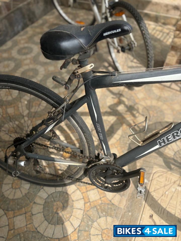 Black Bicycle Hercules