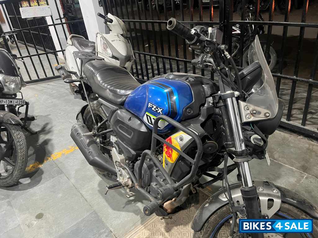 Yamaha FZ-X