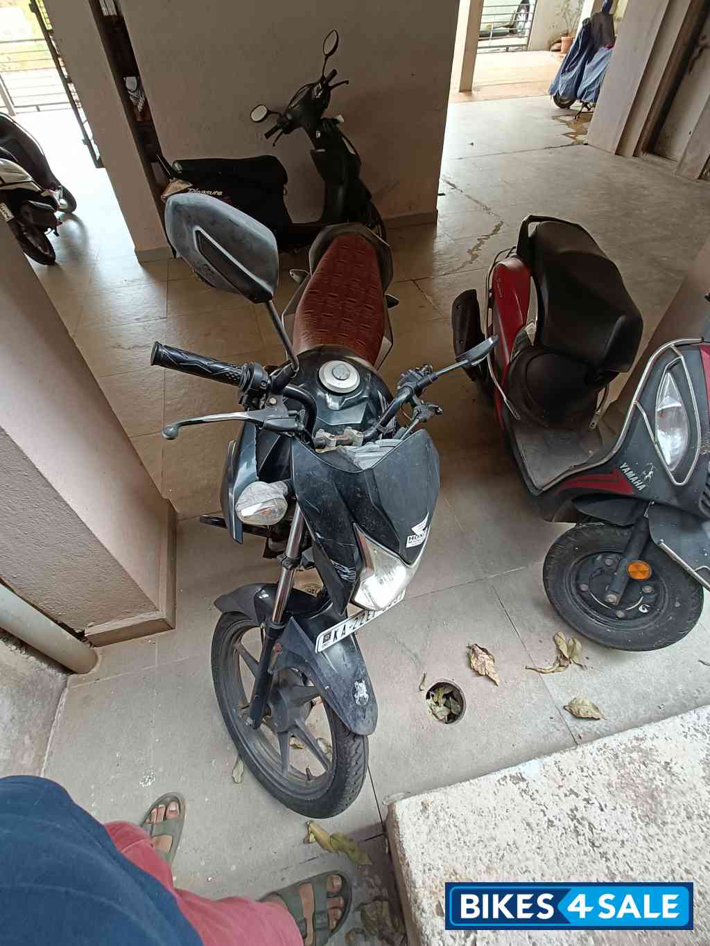 Black Honda CB Twister