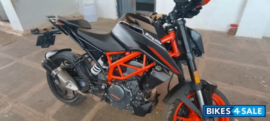 KTM Duke 390 BS6