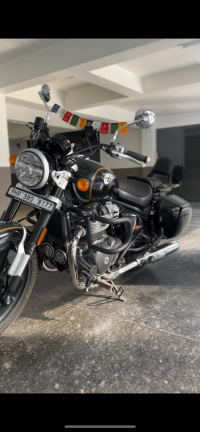 Royal Enfield Super Meteor 650