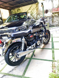 Honda Hness CB350 DLX Pro