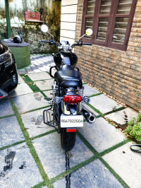 Honda Hness CB350 DLX Pro