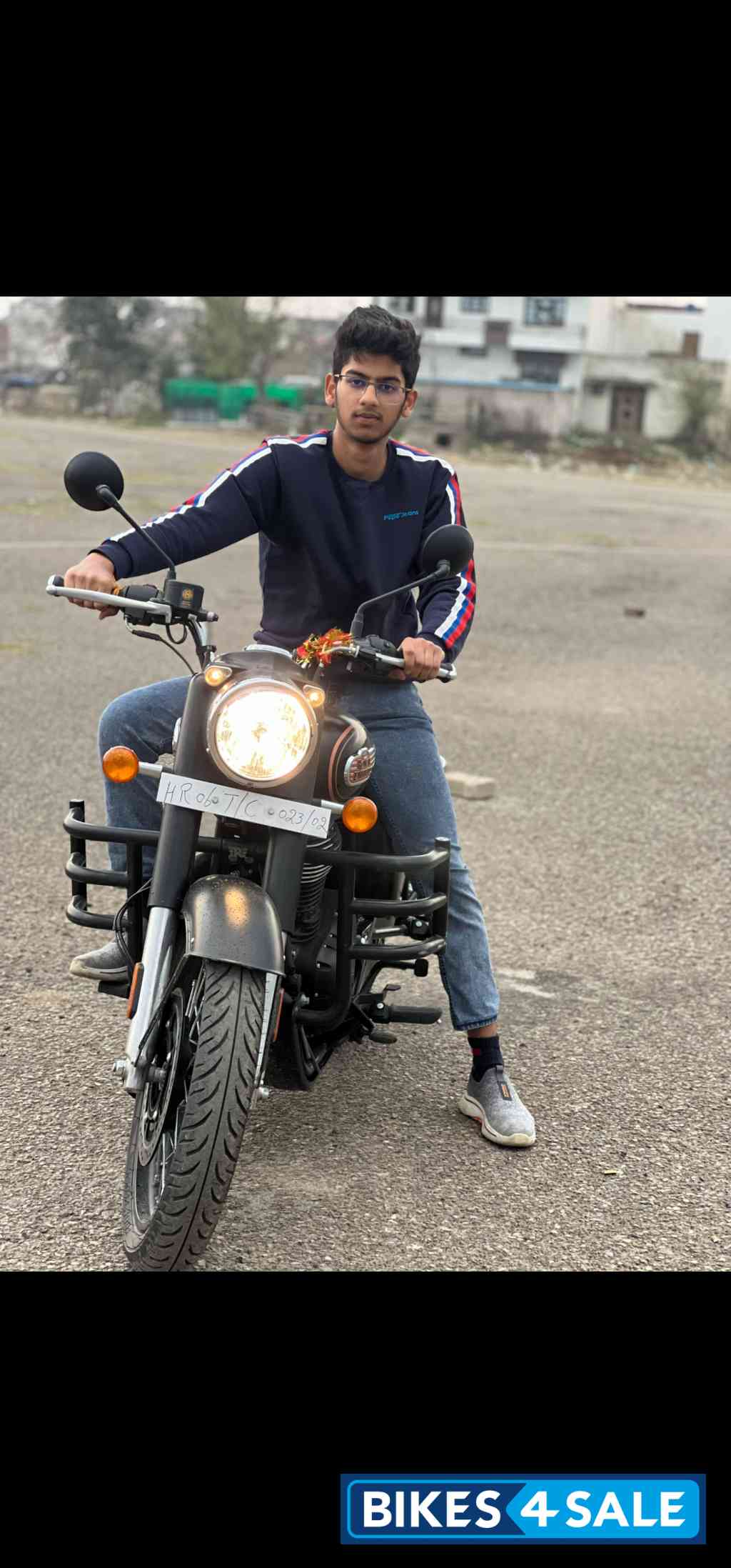 Black Gold Royal Enfield Bullet Standard 350