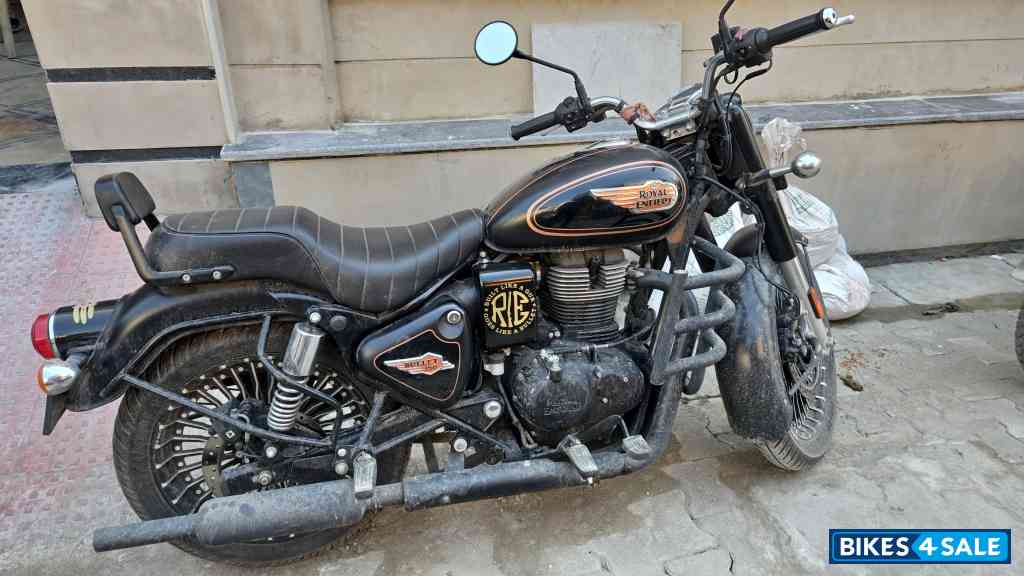 Black Gold Royal Enfield Bullet Standard 350