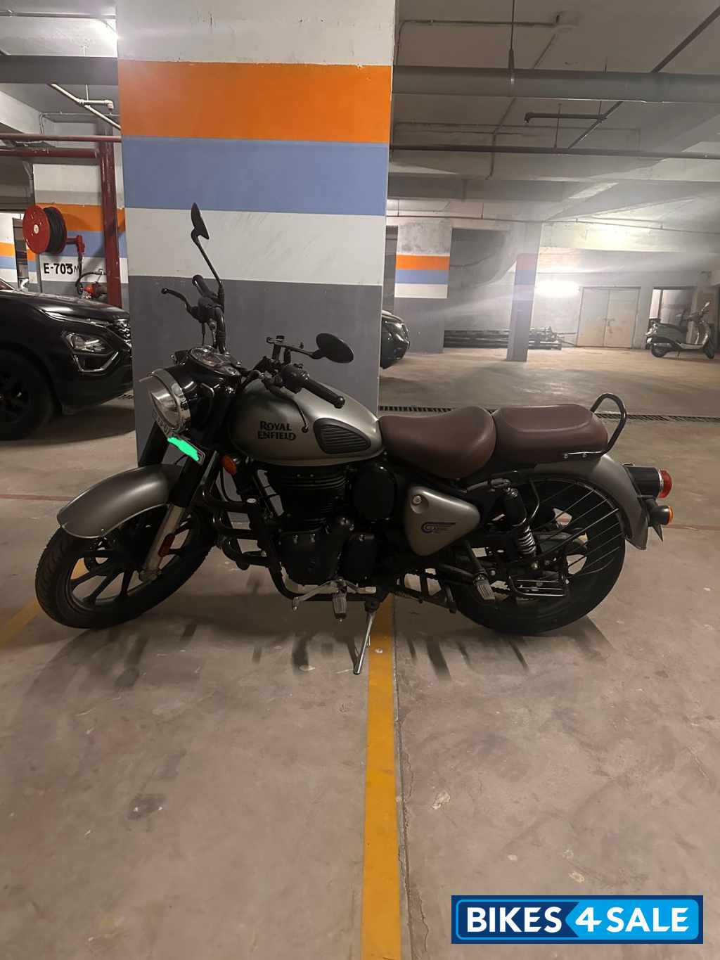 Gun Metal Royal Enfield Classic 350 BS VI