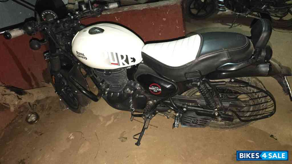 Royal Enfield Hunter 350 Metro