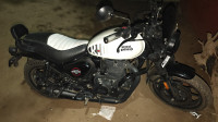 Royal Enfield Hunter 350 Metro