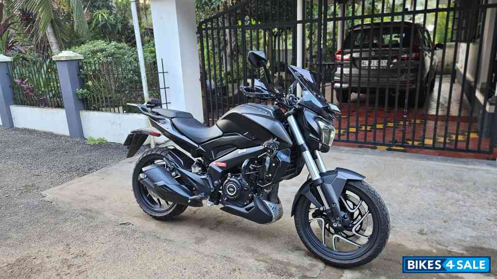 Bajaj Dominar 400