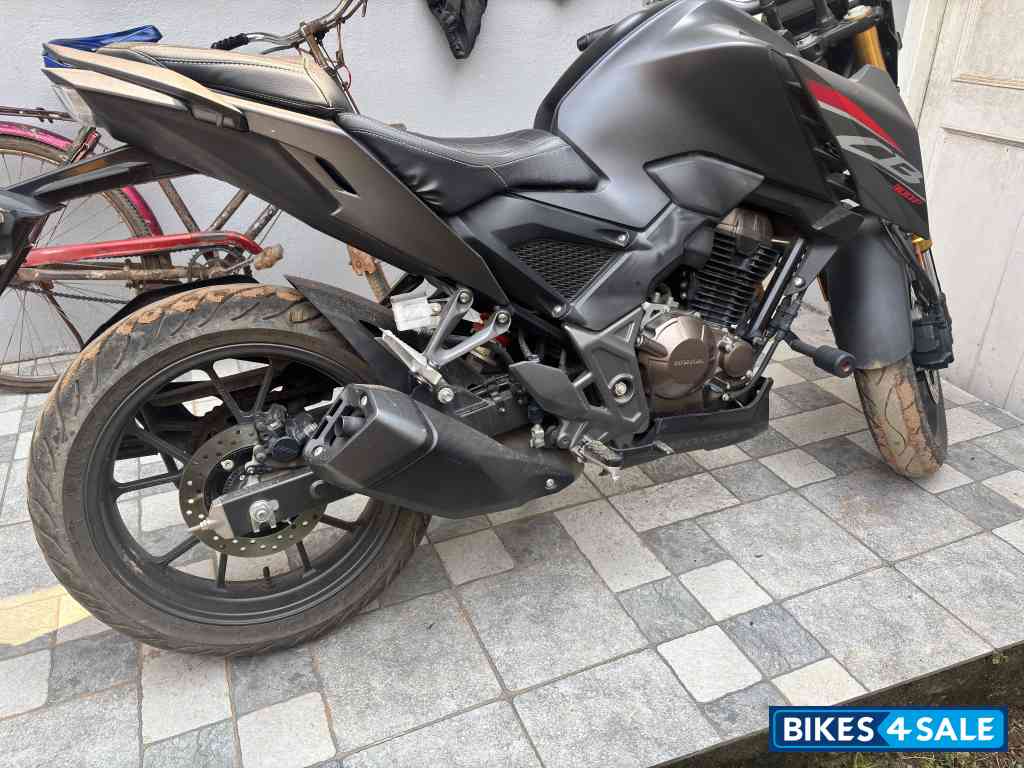 Matt Grey Honda CB300F Deluxe Pro