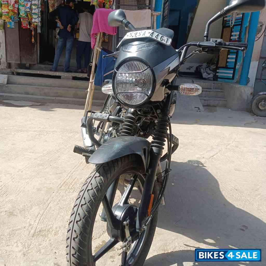 Black And Silver Bajaj CT110X
