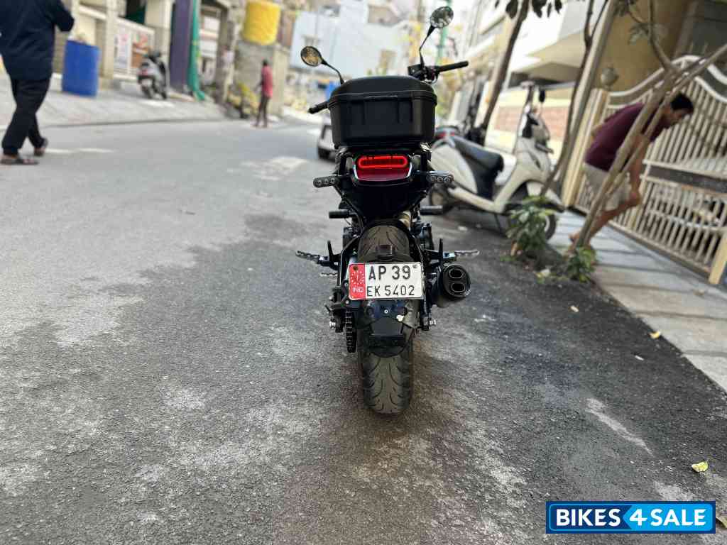 Benelli Leoncino 500 BS6