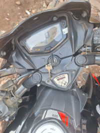 Black TVS Apache RTR 160