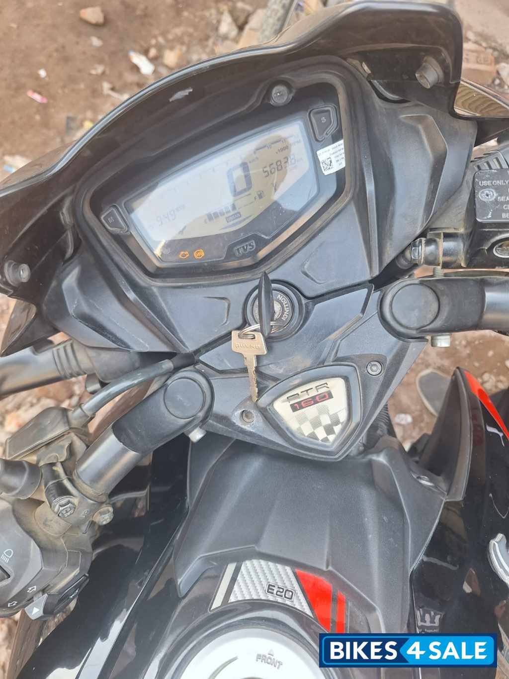 Black TVS Apache RTR 160