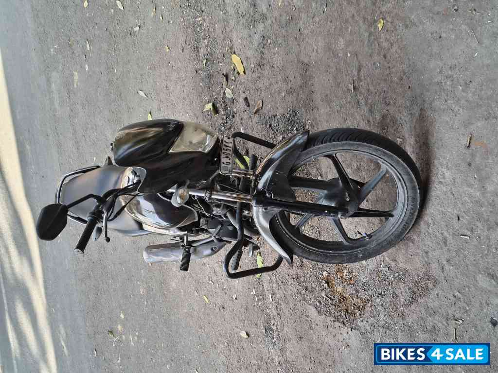 Black Honda Dream Yuga