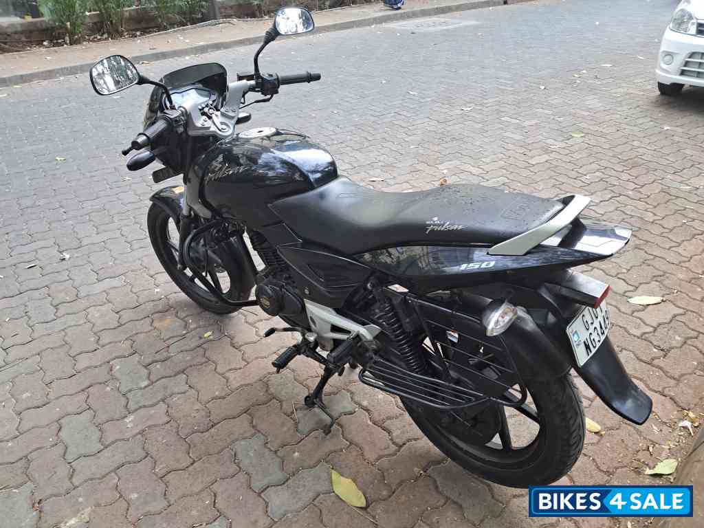 Black Bajaj Pulsar 150 DTSi
