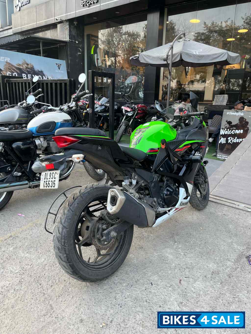 Kawasaki Ninja 300 BS6