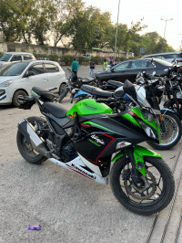 Kawasaki Ninja 300 BS6