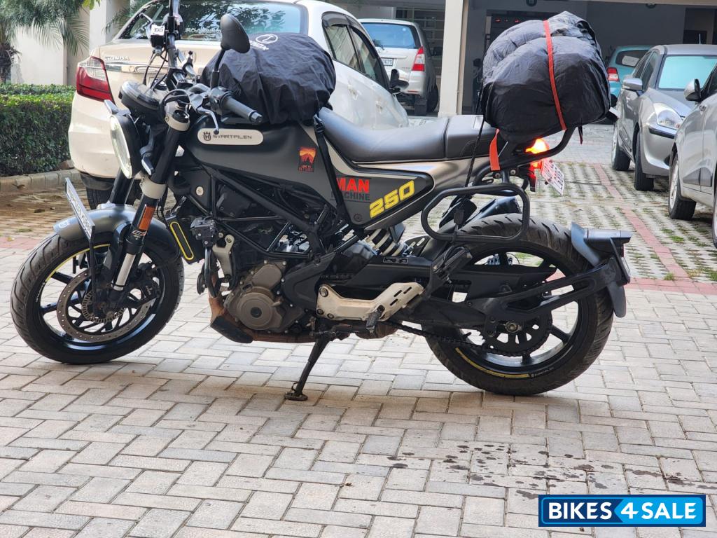 Husqvarna Svartpilen 250 2020