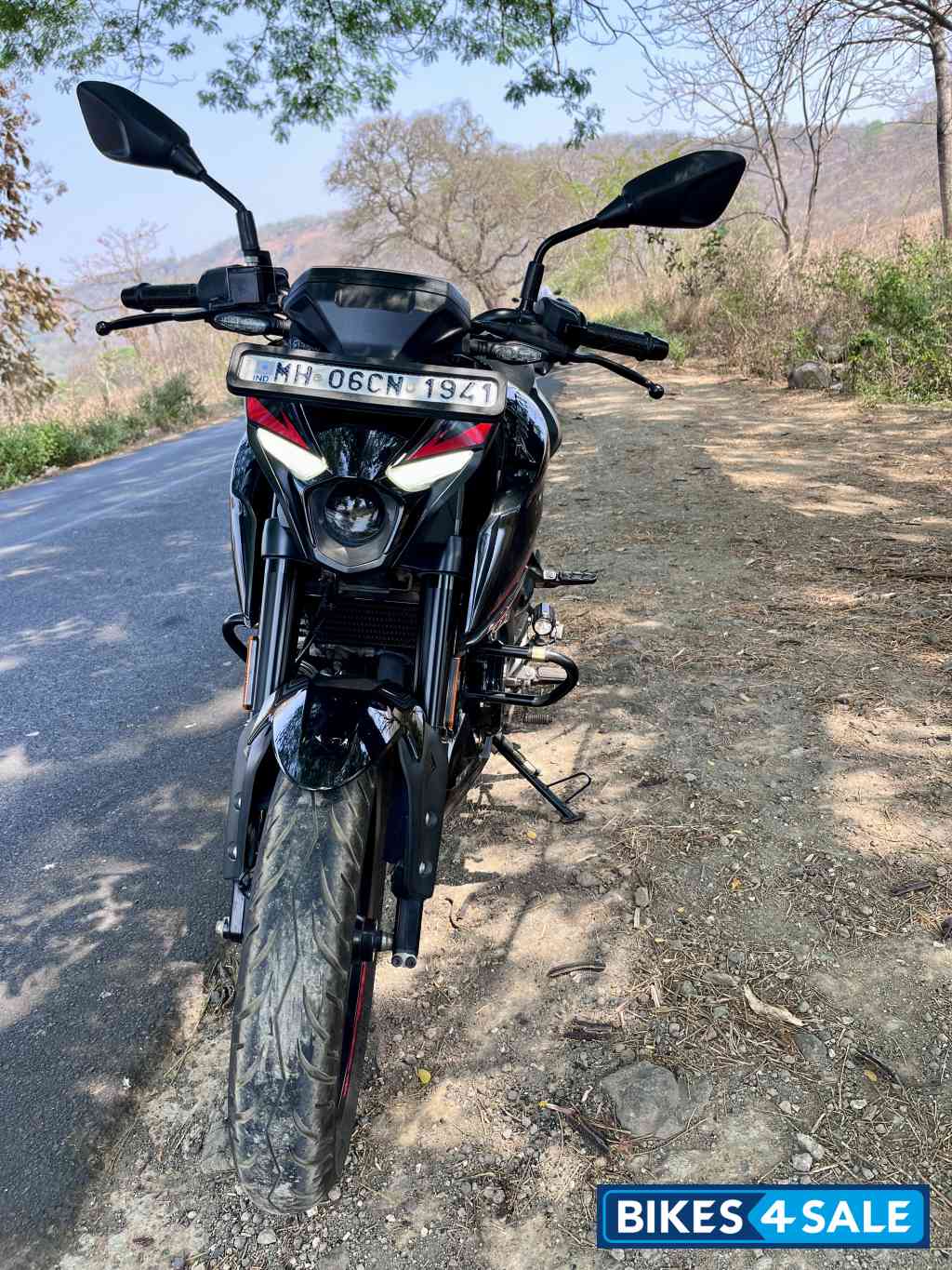 Bajaj Pulsar N250 2024