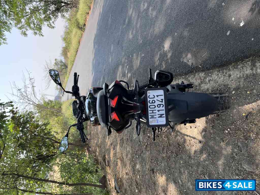 Bajaj Pulsar N250 2024