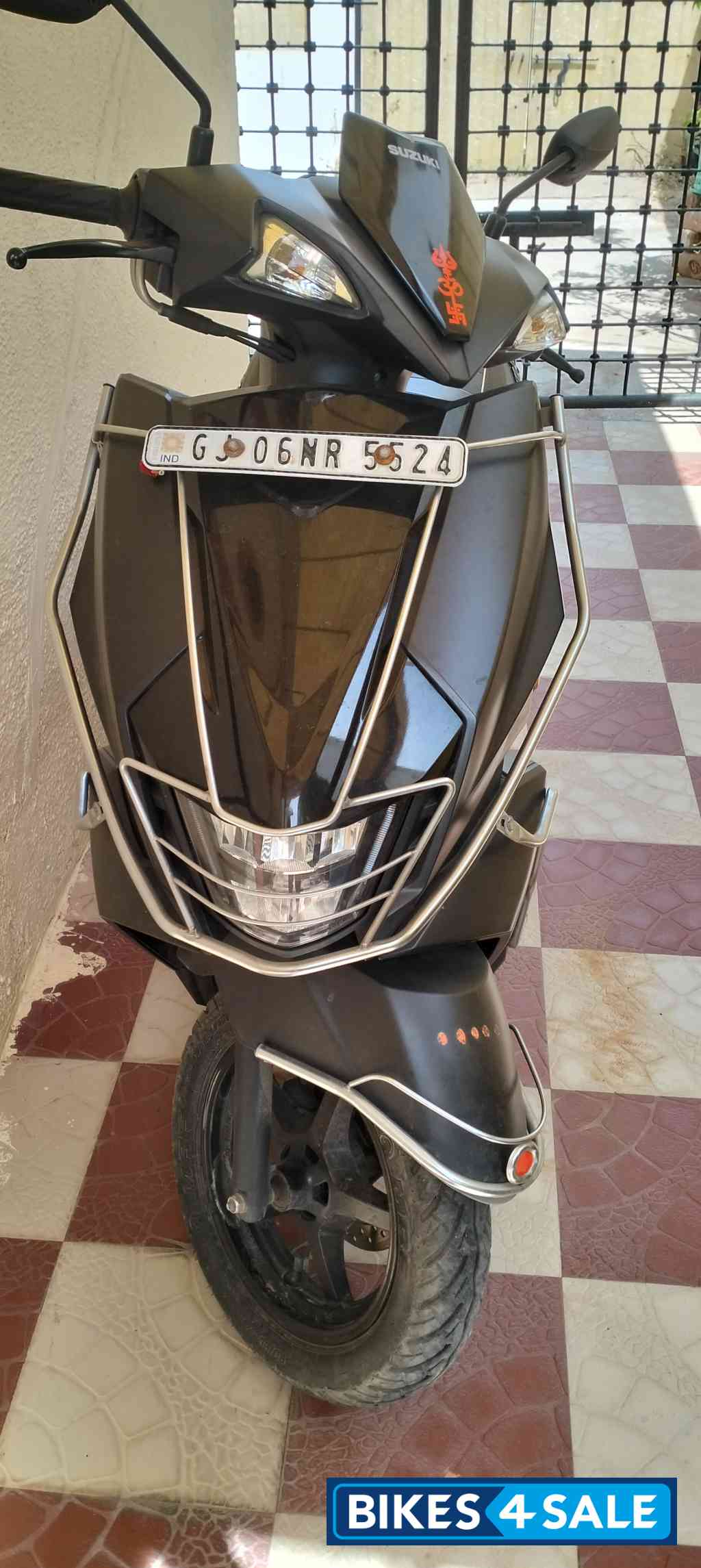 Suzuki Avenis 125 Ride Connect Edition