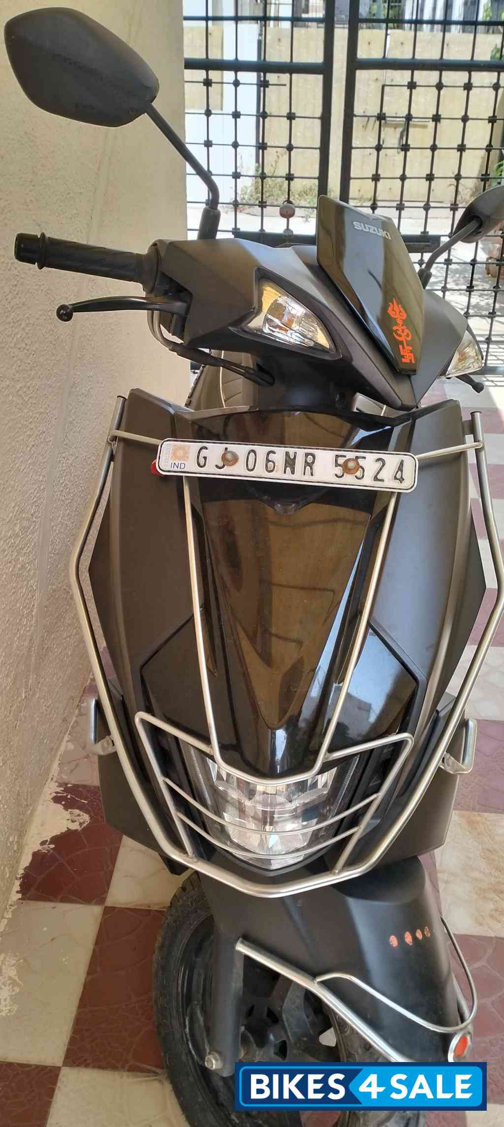 Suzuki Avenis 125 Ride Connect Edition