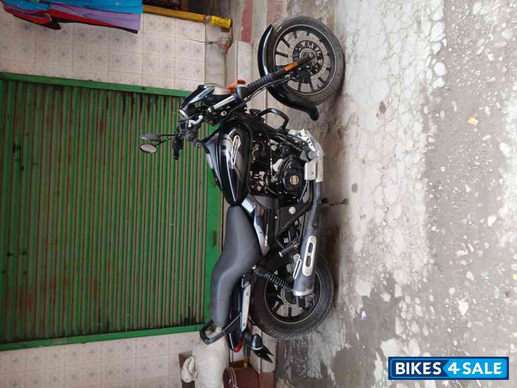 Bajaj Avenger Street 160 BS6