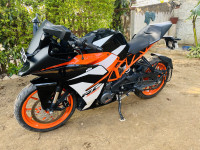 Ebony Black Orange KTM RC 390