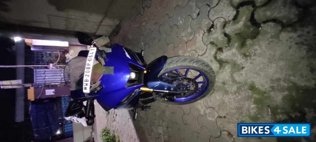 Racing Blue Yamaha R15 V4