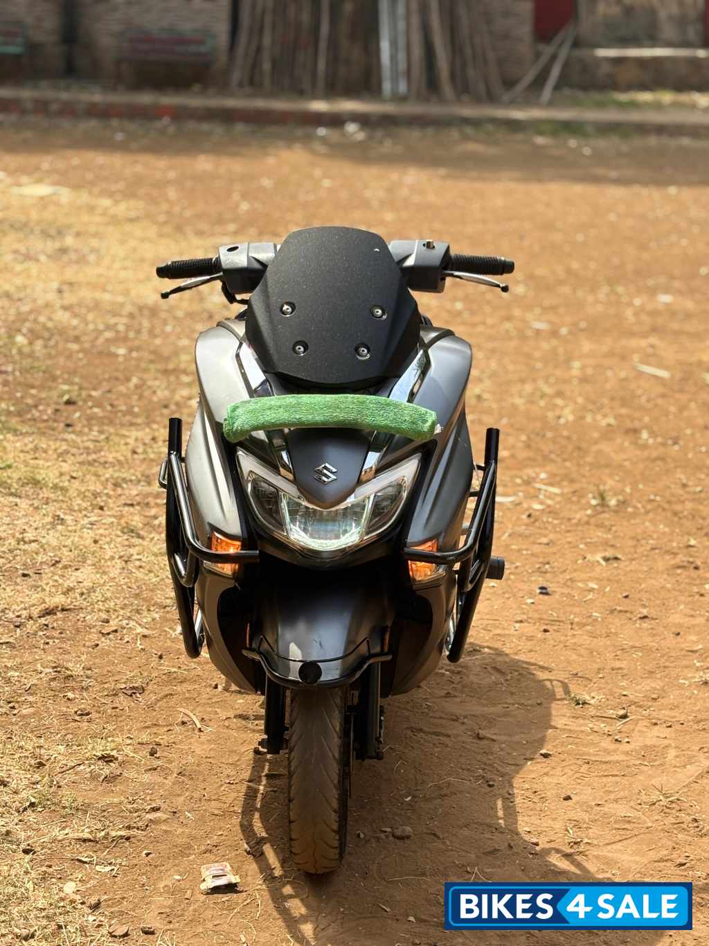 Silver Matalic Grey Suzuki Burgman Street BS6