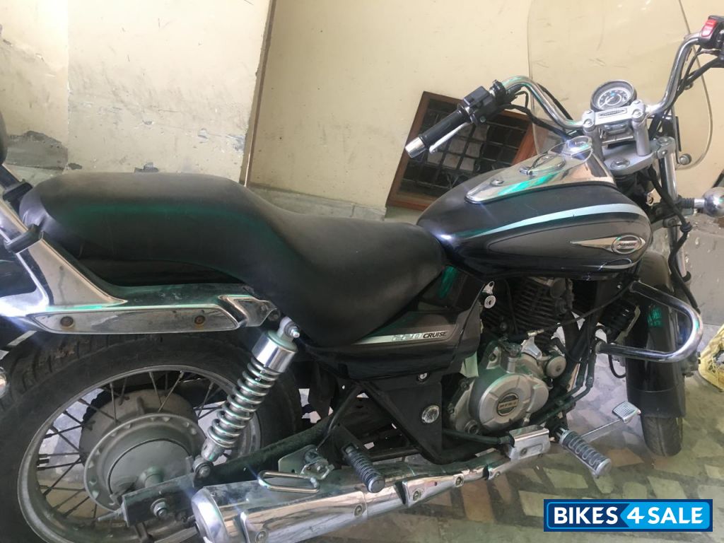 Bajaj Avenger Cruise 220