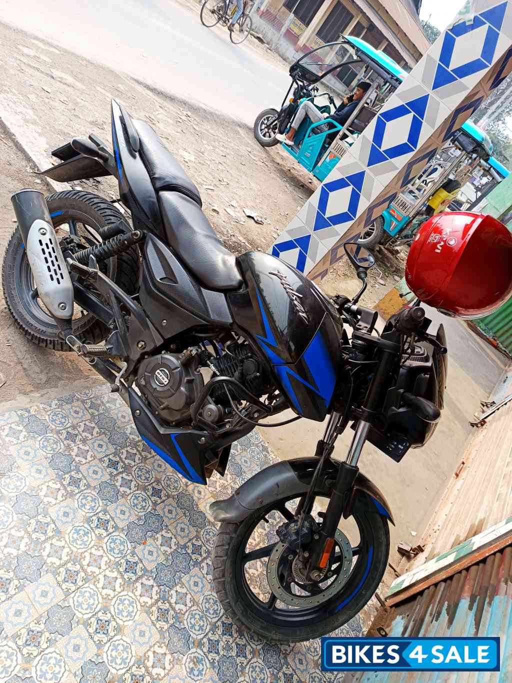 Bajaj Pulsar 150