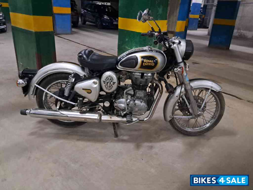 Royal Enfield Classic 350