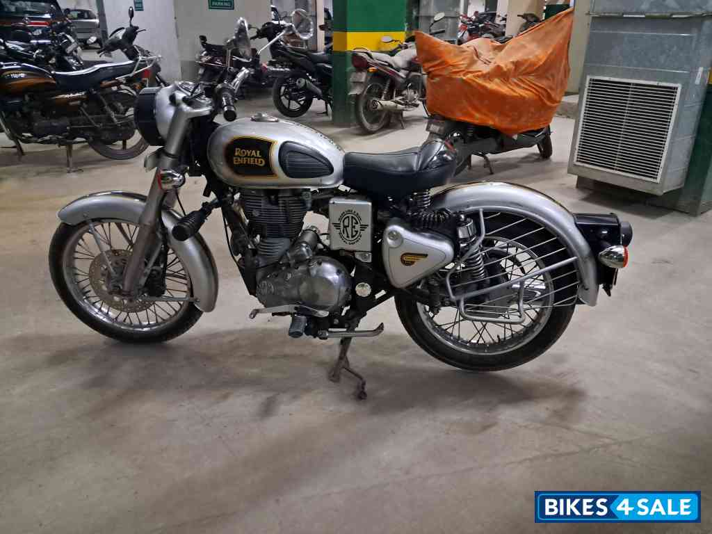 Royal Enfield Classic 350