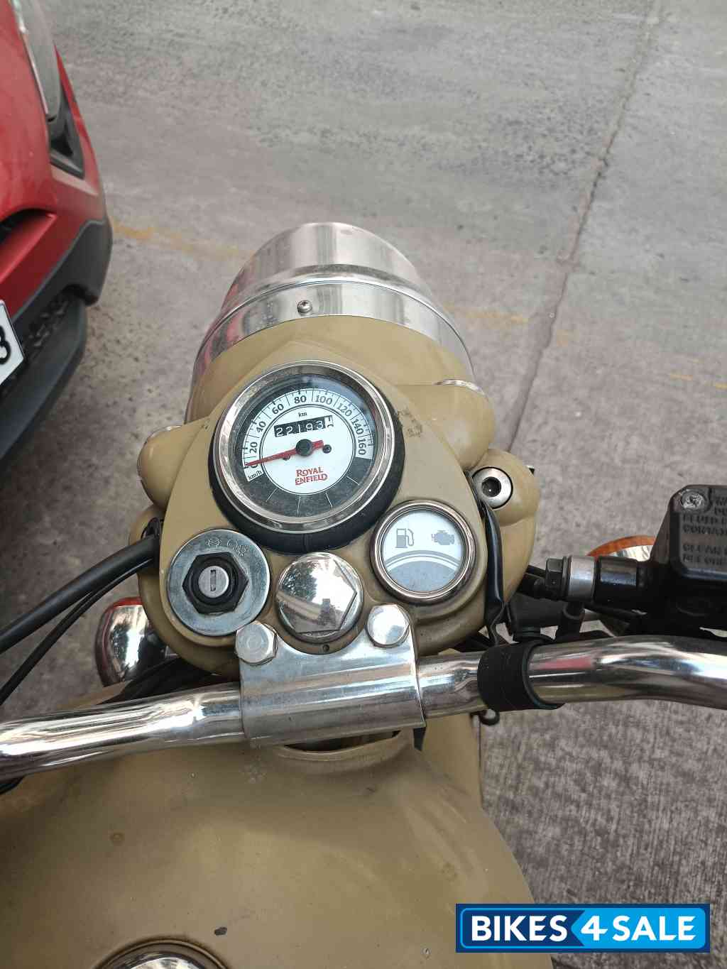 Sand Stone Royal Enfield Classic 500