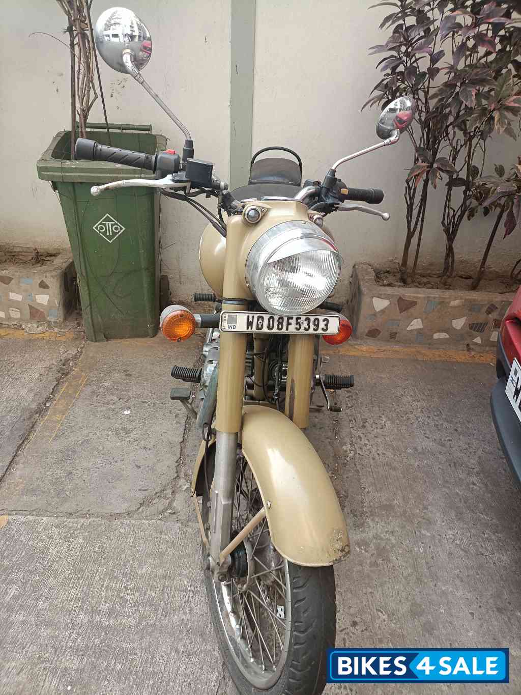 Sand Stone Royal Enfield Classic 500