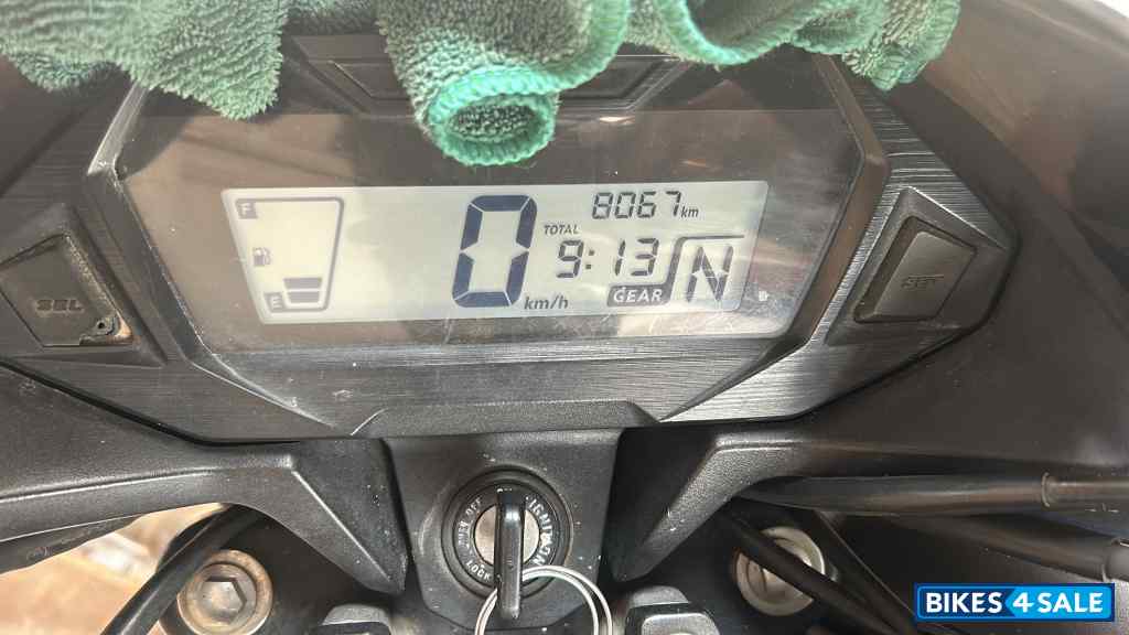 Pearl Siren Blue Honda SP125