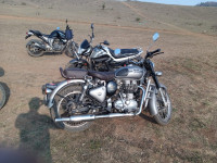 Gunmetal Grey Royal Enfield Classic Gunmetal Grey