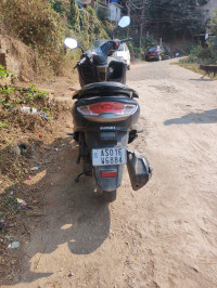 Suzuki Burgman Street Ride Connect Edition